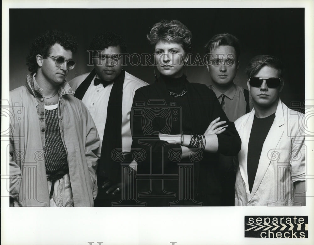 1986 Press Photo La Farrell and Separate Checks Band - cvp54444- Historic Images
