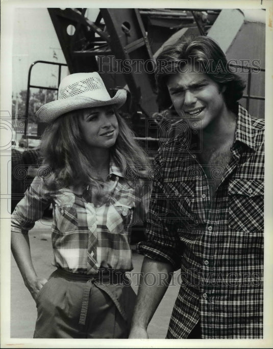 Press Photo Rebecca Reynolds & Greg Evigan in The Eyes of Texas - cvp55135- Historic Images