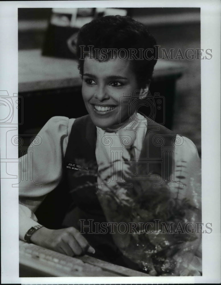 1984 Press Photo Shari Belafonte-Harper stars in Arthur Hailey&#39;s Hotel- Historic Images