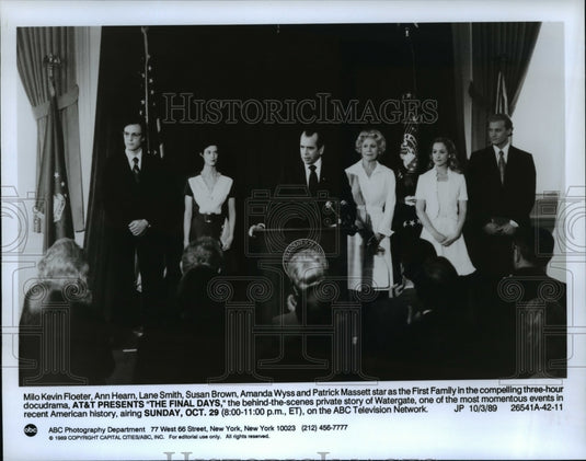 1989 Press Photo AT&T Presents The Final Days - cvp56125- Historic Images
