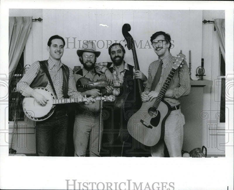 Load image into Gallery viewer, Press Photo True Blue - cvp56381
