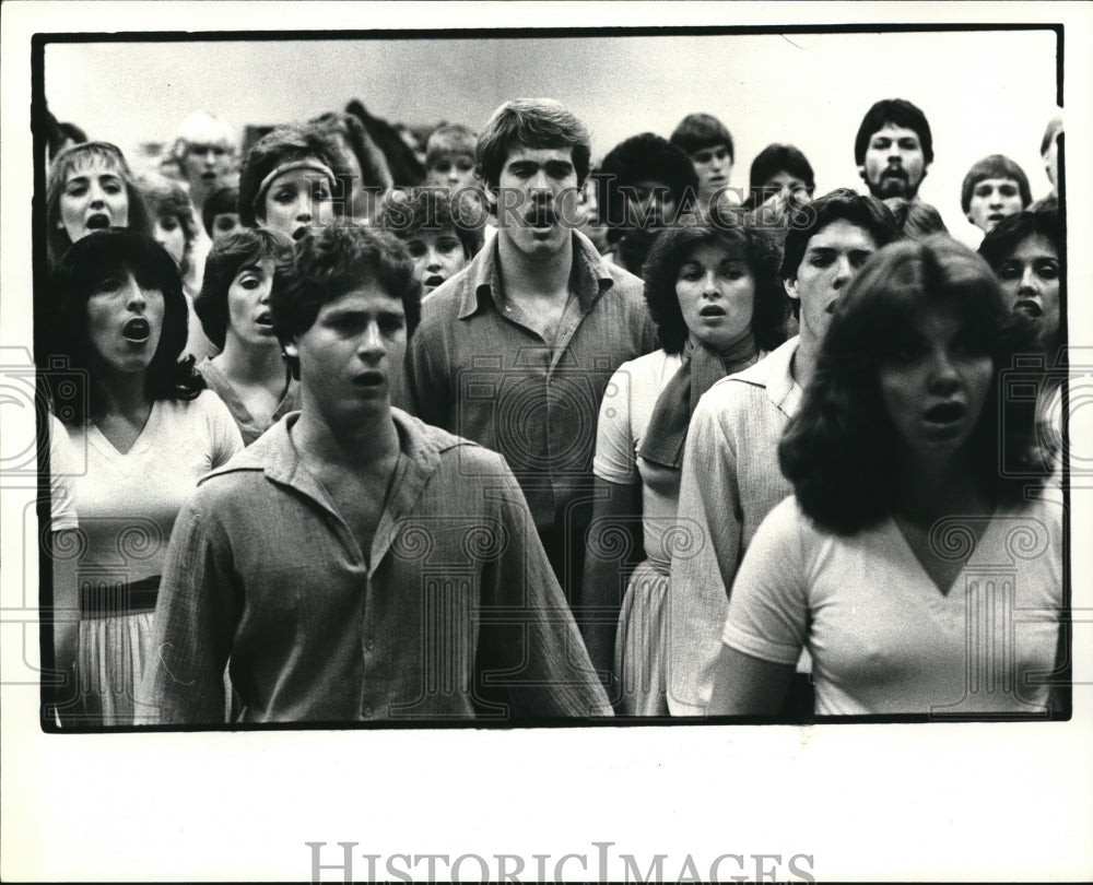 1982 Press Photo Up With People Warming Up Before A Show - cvp56398- Historic Images