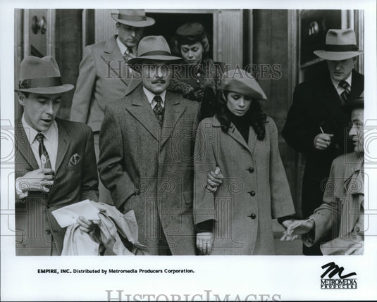1985 Press Photo Kenneth Welsh and Martha Henry in Empire Inc. TV show- Historic Images