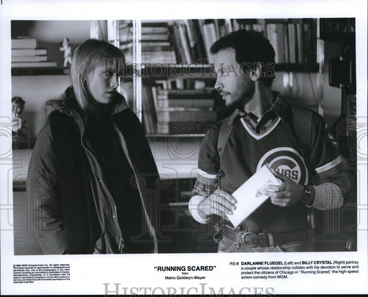 1986 Press Photo Darlanne Fluefel and Billy Crystal in Running Scared- Historic Images