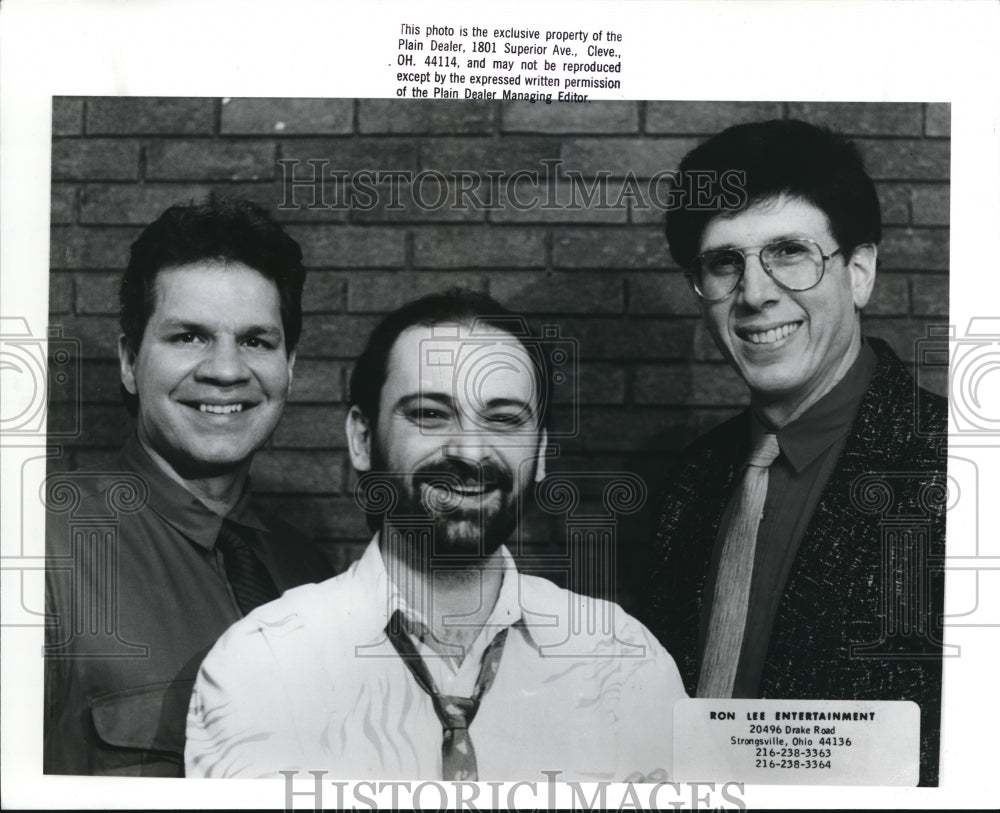 1988 Press Photo Bill Krazer, Greg John &amp; Lou May of Turn-A-Round Band- Historic Images