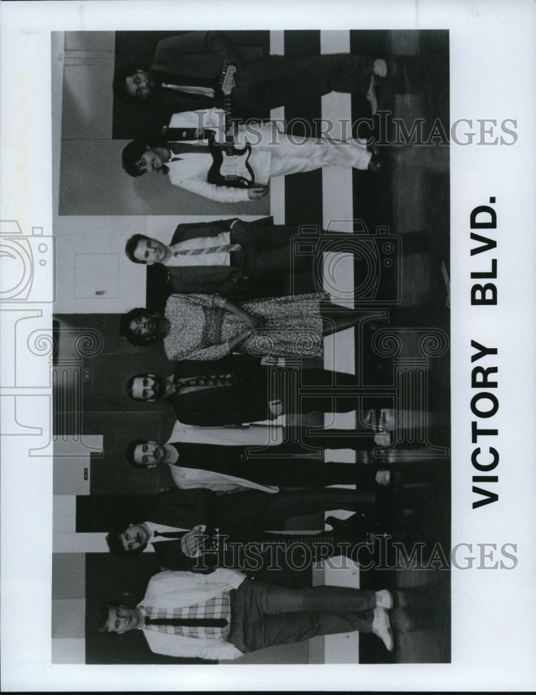1987 Press Photo Victory Blvd - cvp59109- Historic Images