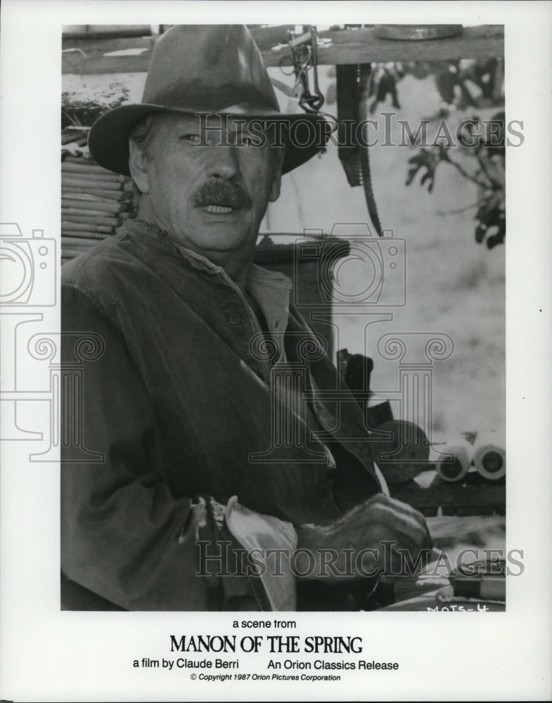 1987 Press Photo Yves Montand in Manon of the Spring - cvp61102