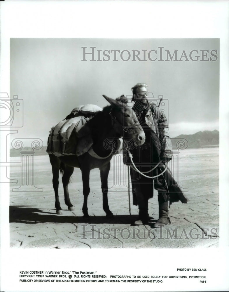 1997 Press Photo Kevin Costner stars in The Postman - cvp62353- Historic Images