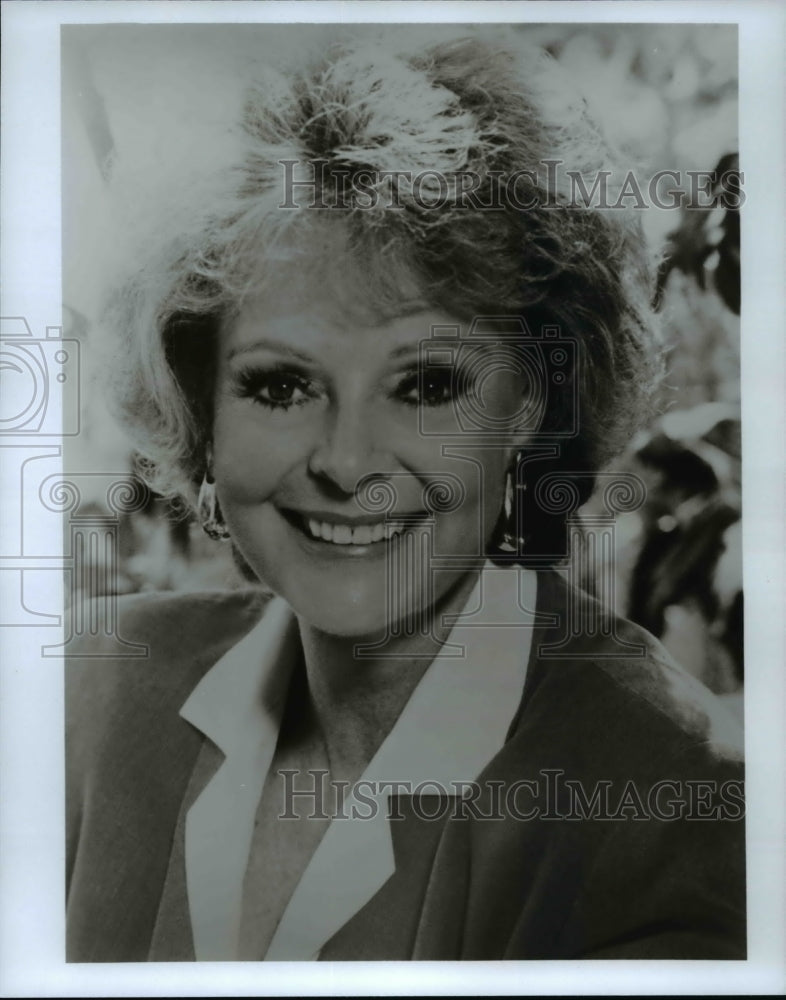 1989 Press Photo June Lockhart in Street Magnolias - cvp62587- Historic Images