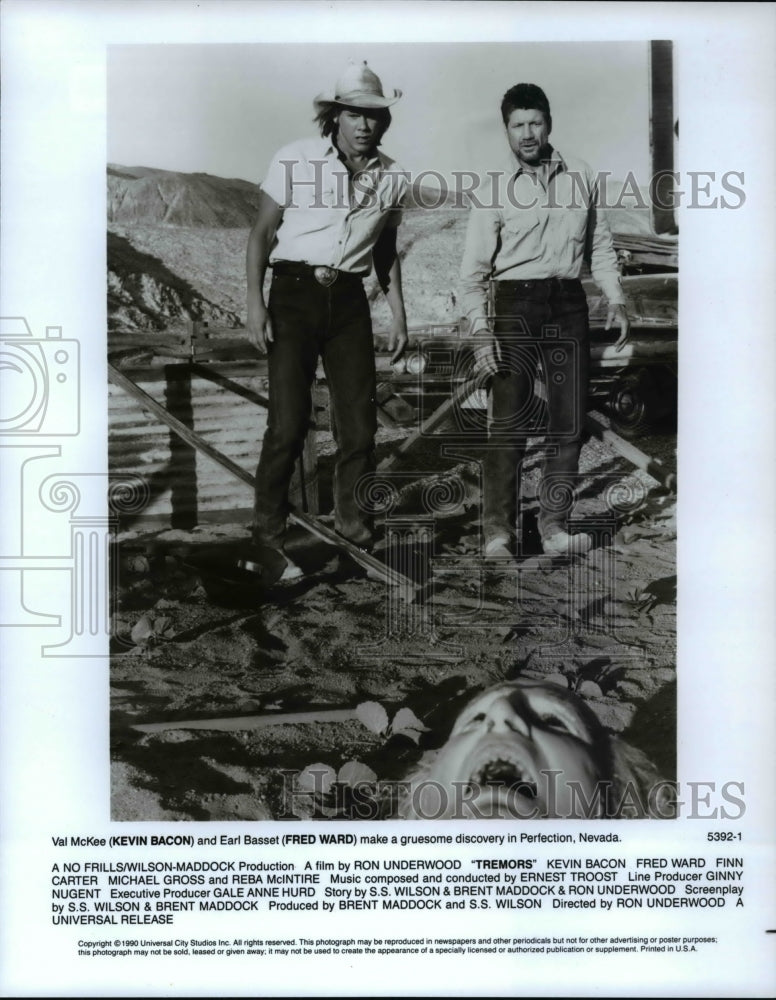 1991 Press Photo Kevin Bacon and Fred Ward star in Tremors - cvp62721- Historic Images