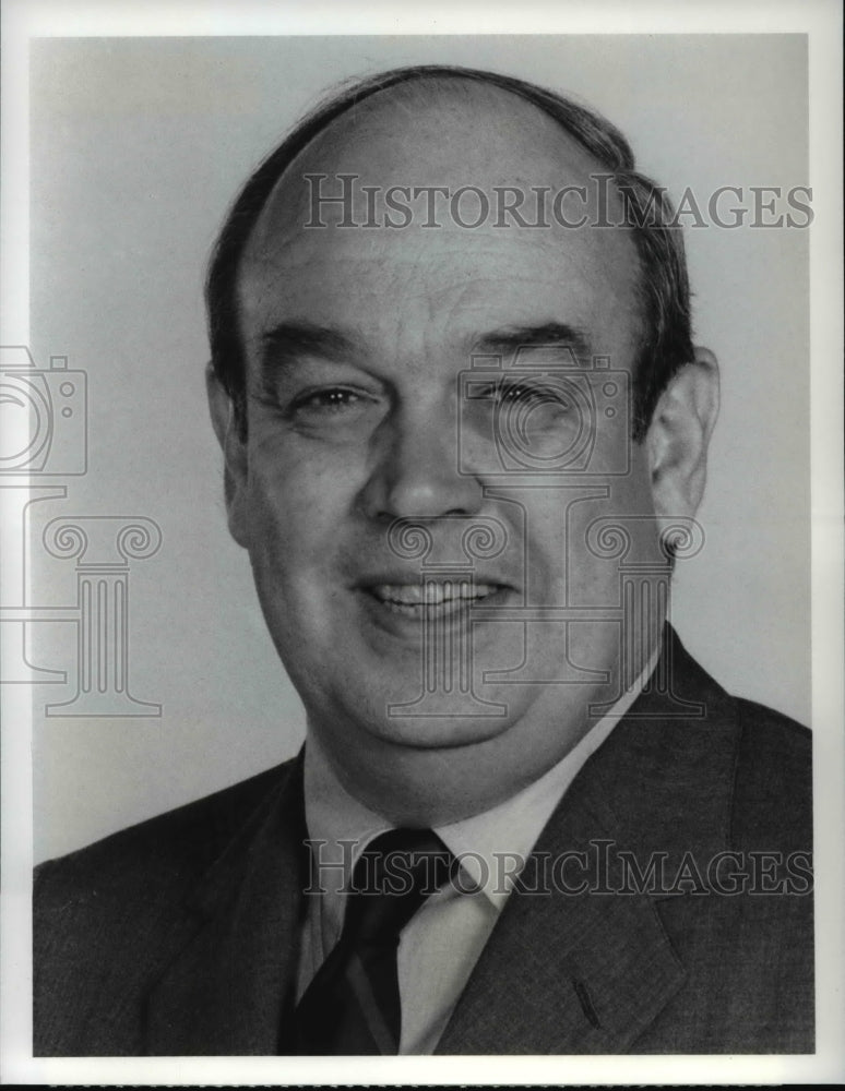 1988 Press Photo Charles Kuralt in CBS News Try To Remember - cvp62902- Historic Images