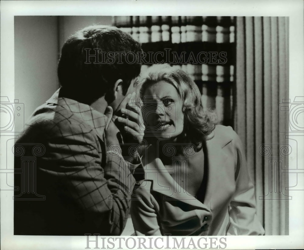 1969 Press Photo Pamela Austin and Peter Kastner star in Love American Style- Historic Images