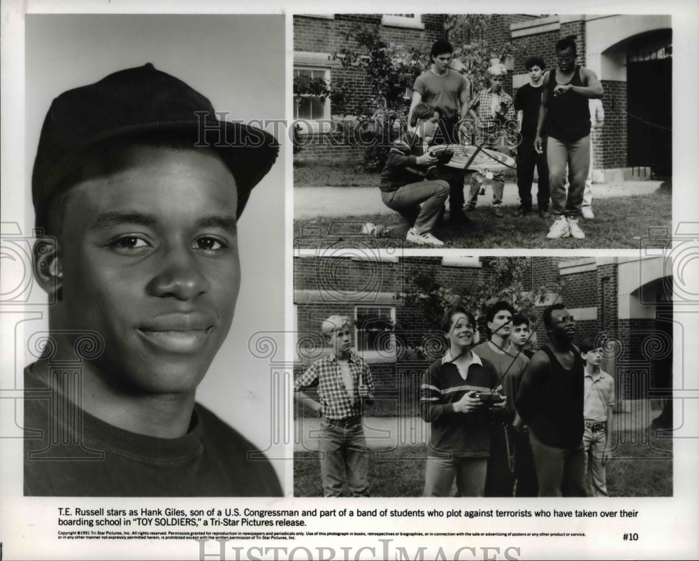 1991 Press Photo Tri-Star presents Toy Soldiers with T.E. Russell - cvp64220- Historic Images