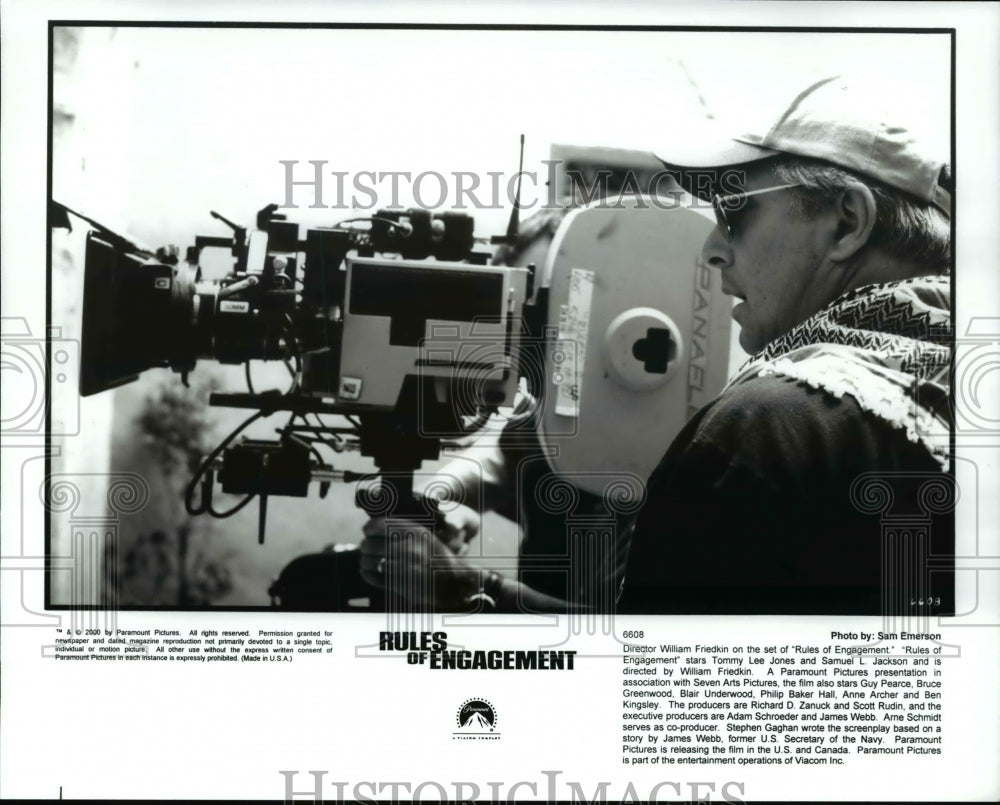 2000 Press Photo Director William Friedkin on the set of Rules of Engagement- Historic Images