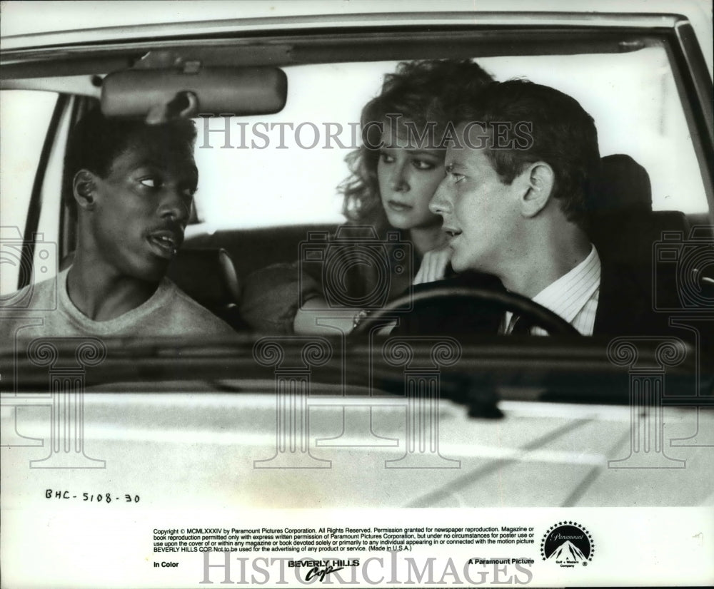 1985 Press Photo Eddie Murphy Judge Reinhold Lisa Eilbacher in Beverly Hills Cop- Historic Images
