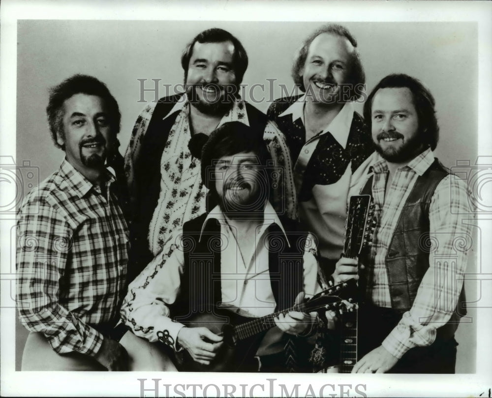 1982 Press Photo Music Group The Rovers - cvp64463