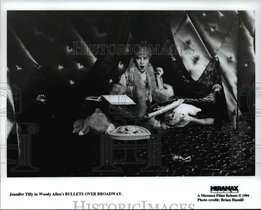 1994 Press Photo Jennifer Tilly stars in Bullets Over Broadway - cvp64615- Historic Images