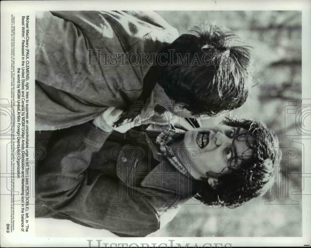 1982 Press Photo Paul Clemens and Ron Soble star in The Beast Within - cvp64640- Historic Images