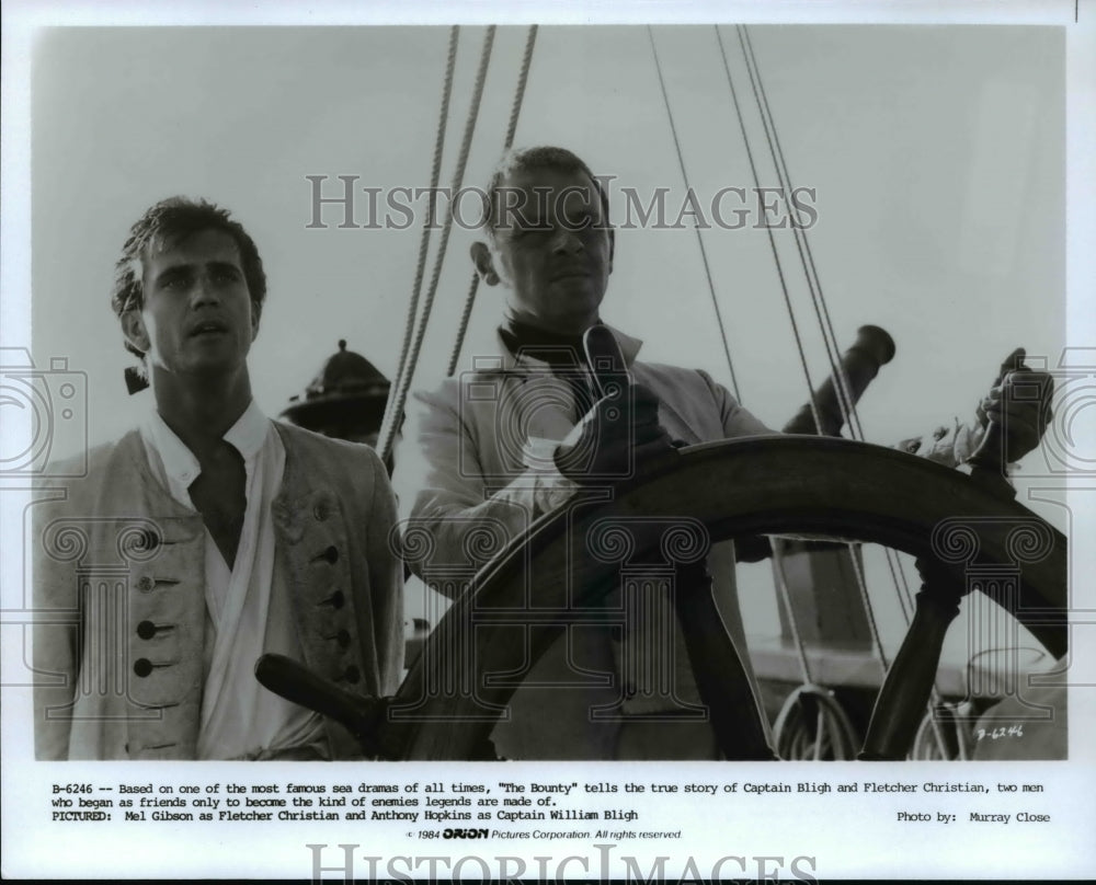1995 Press Photo Mel Gibson and Anthony Hopkins star in The Bounty - cvp64747- Historic Images