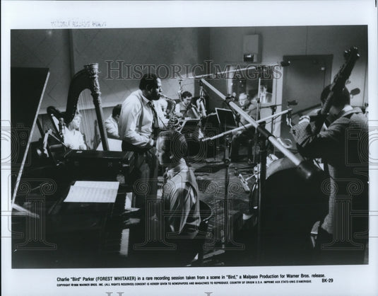 1989 Press Photo Forest Whitaker in Bird - cvp65204