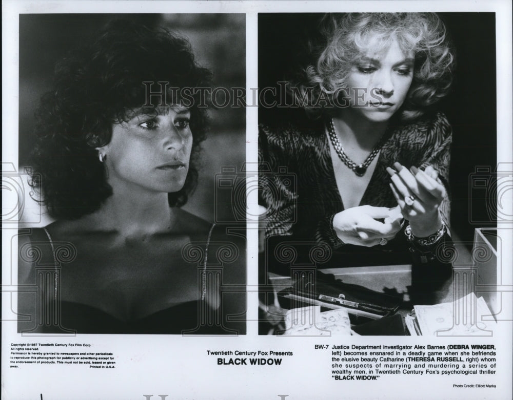 1987 Press Photo Debra Winger and Theresa Russell star in Black Widow- Historic Images