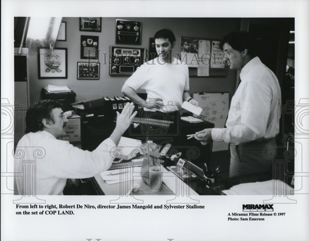 1997 Press Photo Robert De Niro &amp; Sylvester Stallone in Copland - cvp66123- Historic Images