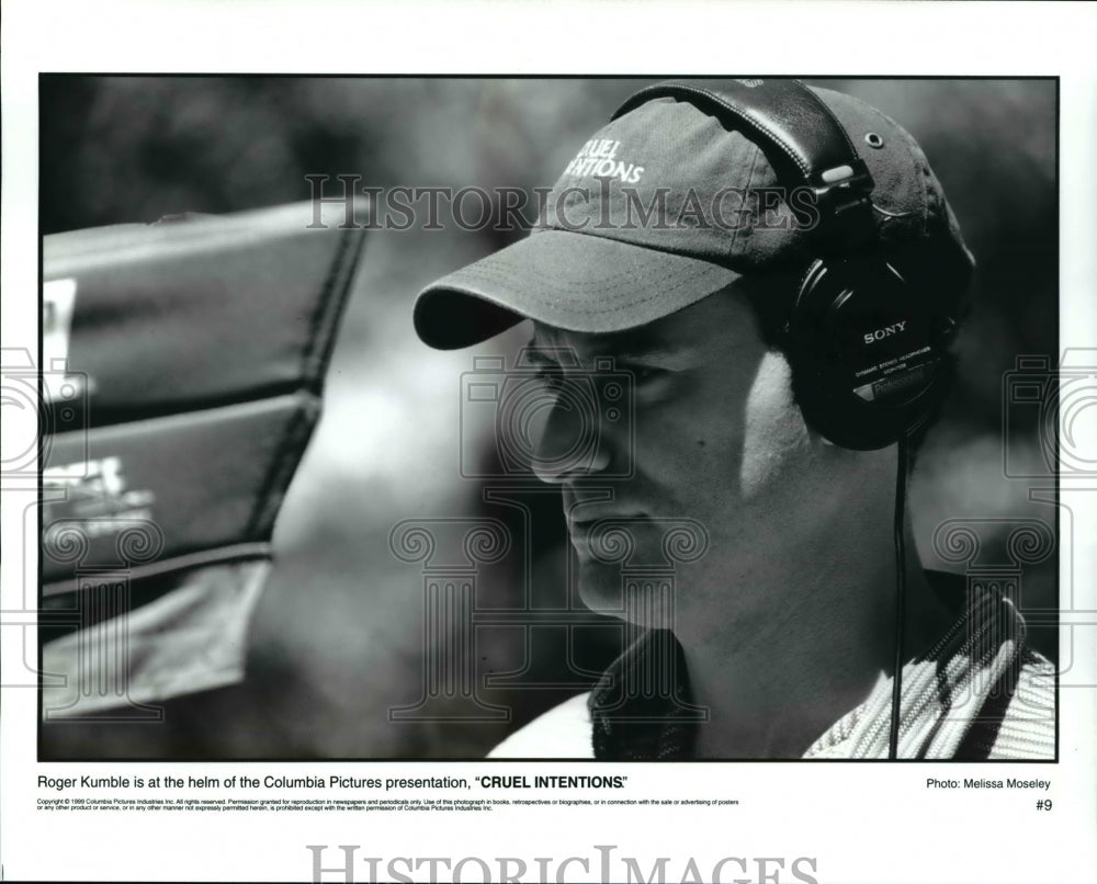 1999 Press Photo Roger Kumble director of Cruel Intentions - cvp66332