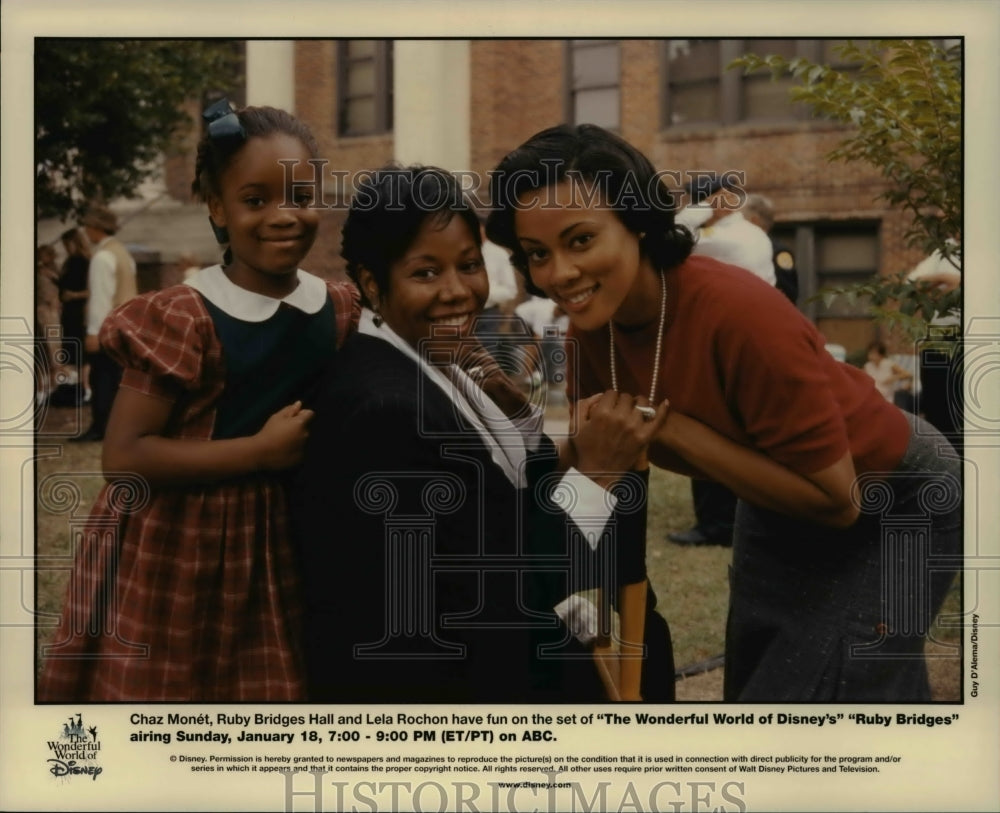 1999 Press Photo Chaz Monet, Ruby Bridges Hall &amp; Lela Rochon in Ruby Bridges- Historic Images