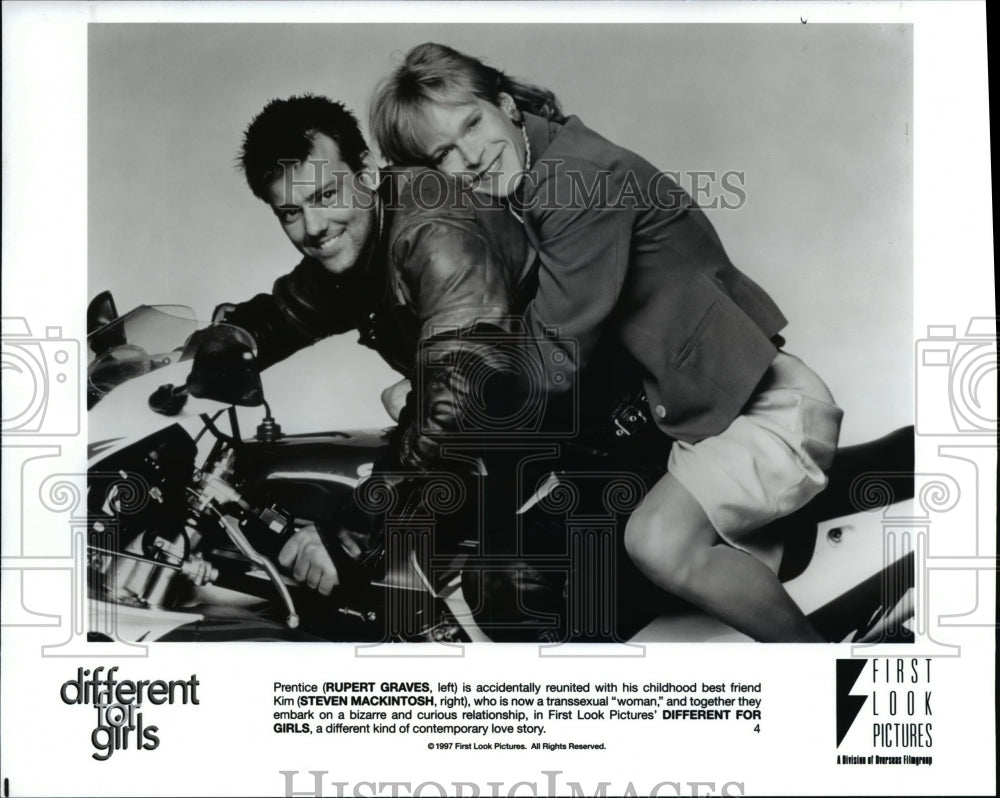 1997 Press Photo Rupert Graves and Steven Mackintosh in Different for Girls
