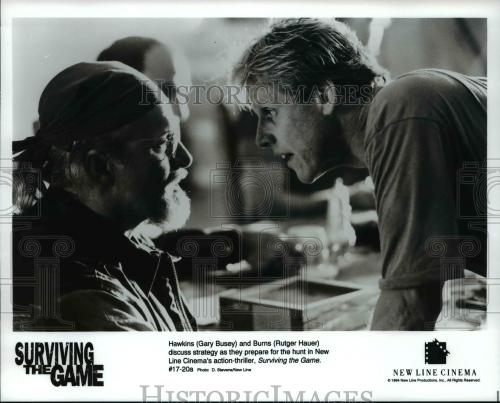 1995 Press Photo Gary Busey and Rutger Hauer star in Surviving the Game- Historic Images