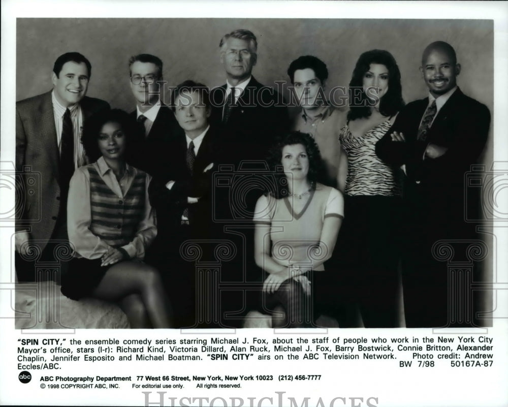 1998 Press Photo Jennifer Esposito &amp; Michael Boatman in Spin City - cvp67633- Historic Images