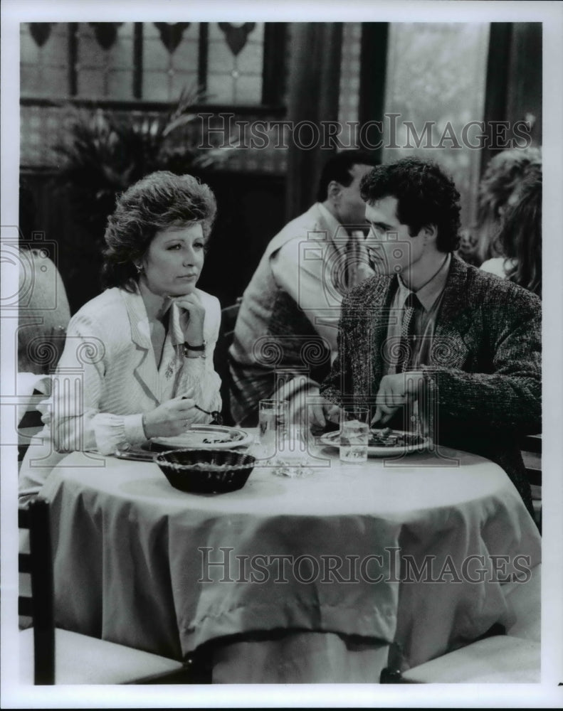1987 Press Photo Lewis Smith &amp; Patty Duke in Karen&#39;s Song - cvp69479- Historic Images