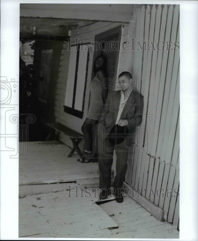 Press Photo Grady Chapman lead singer of The Robins - cvp69679- Historic Images