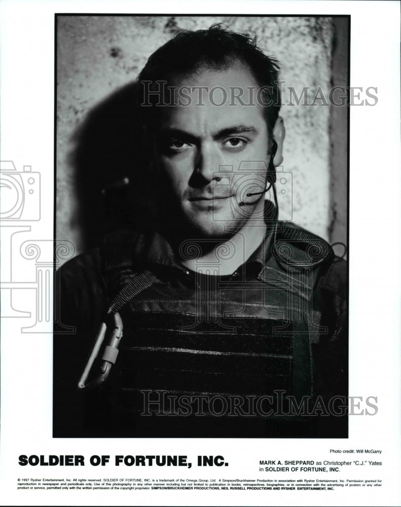 1997 Press Photo Mark Sheppard as Christopher CJ Yates in Soldier of Fortune Inc- Historic Images