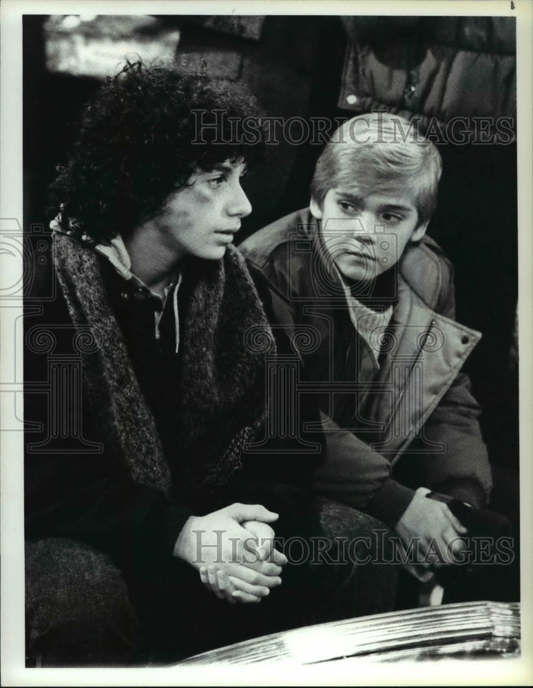 1984 Press Photo Ricky Schroder Meeno Peluce Silver Spoons - cvp69877- Historic Images