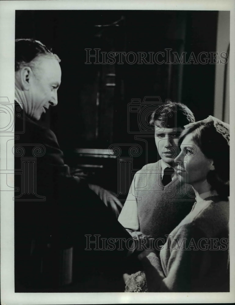 Press Photo Patricia Morrow Christopher Connelly Frederick Dawns Peyton Place- Historic Images