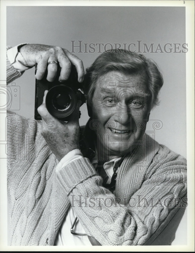 1984 Press Photo George Gaynes in Punky Brewster - cvp72234- Historic Images