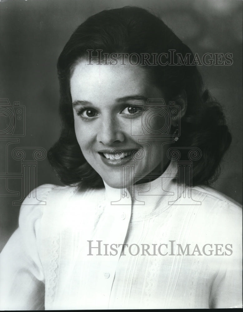1987 Press Photo Penelope Ann Miller in The Popcorn Kid - cvp72248- Historic Images