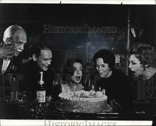 1982 Press Photo Jean Simmons, John Forsythe, Shirley Jones in The Happy Ending- Historic Images