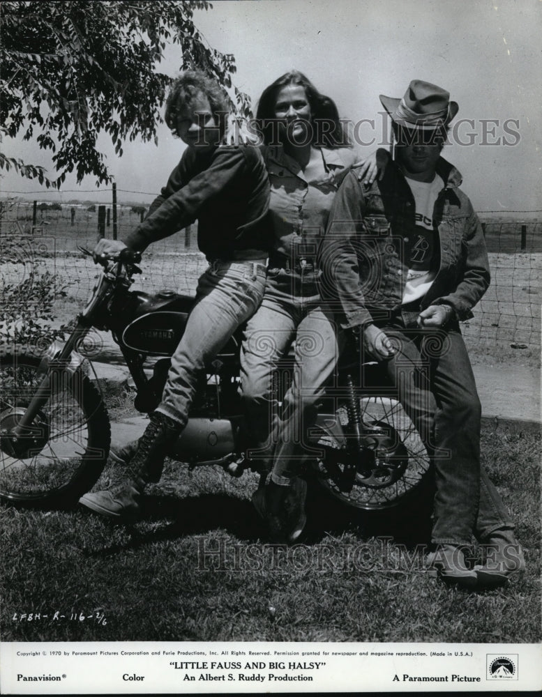 1971 Press Photo Michael Pollard &amp; Lauren Hutton in Little Fauss &amp; Big Halsy- Historic Images