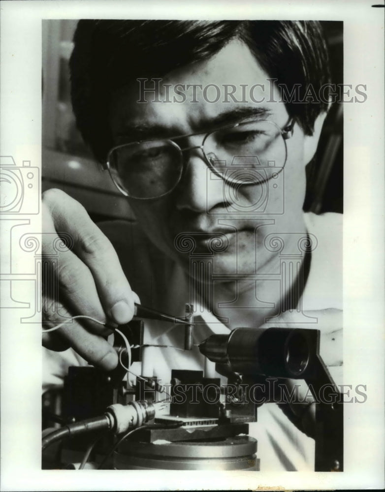 1984 Press Photo Won-Tien Tsang Inventor of Laser- Historic Images