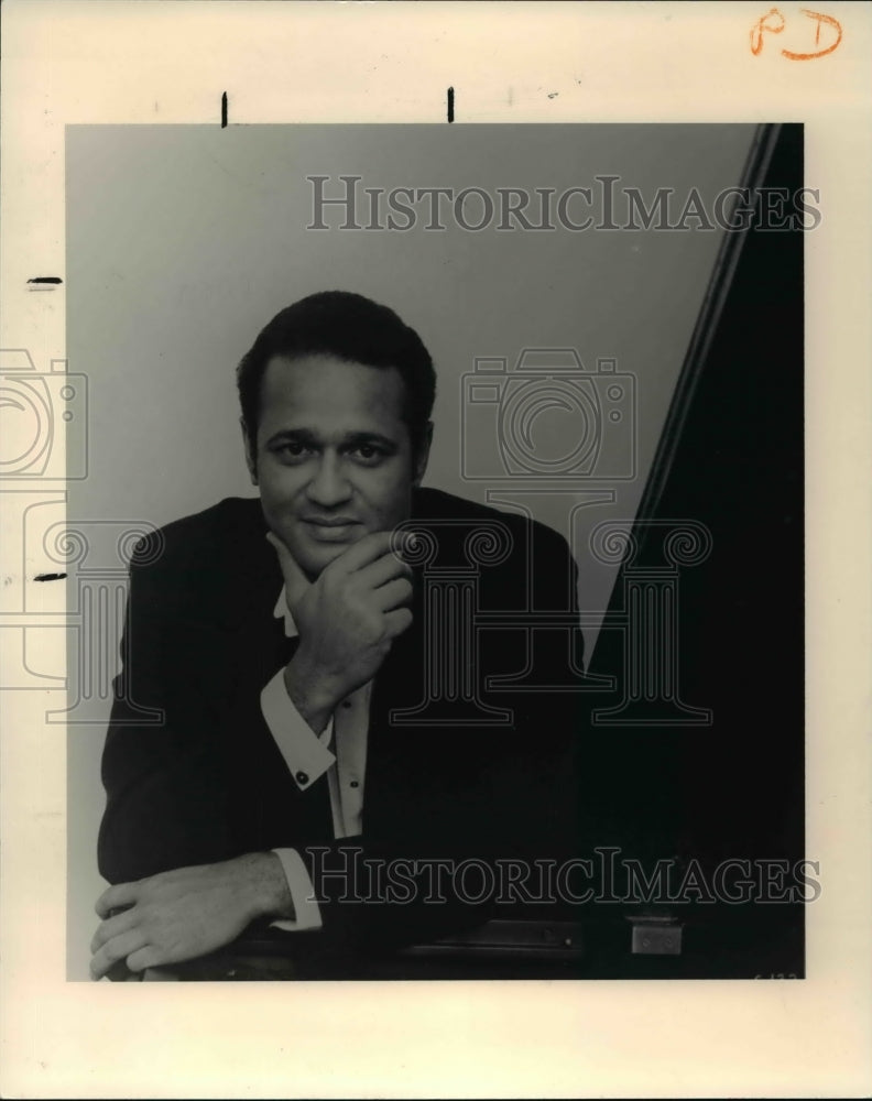 1988 Press Photo Andre Watts, Pianist - cvp76152- Historic Images