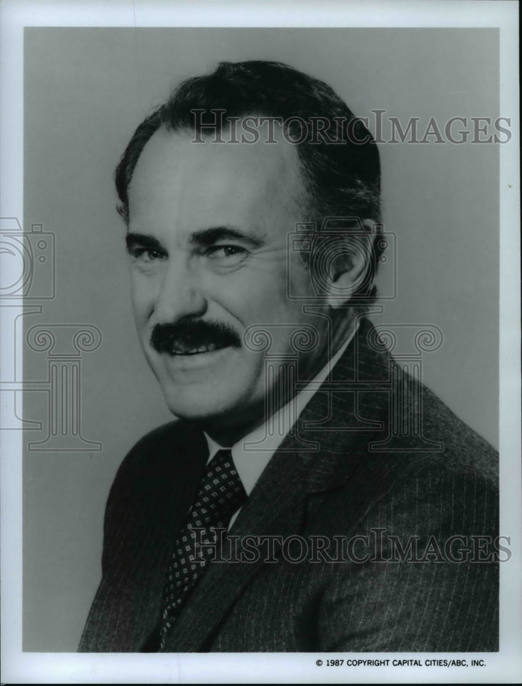 1987 Press Photo Dabney Coleman in The Slap Maxwell Story - cvp76286- Historic Images