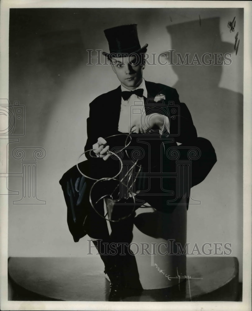 1948 Press Photo Bobby Baxter Alpine Village - cvp76708- Historic Images