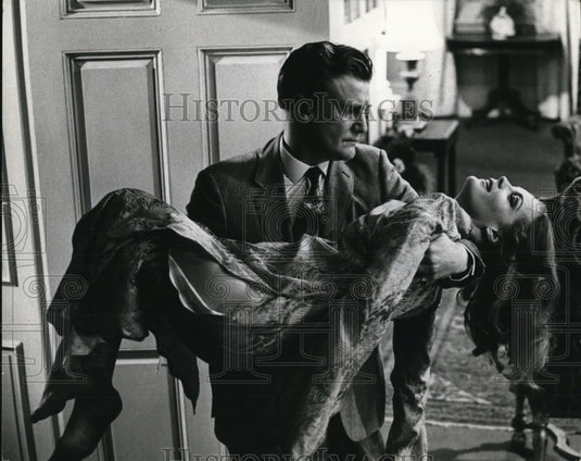 1970 Press Photo Donald Huston & Remy Schneider in Don't You Cry - cvp78560- Historic Images