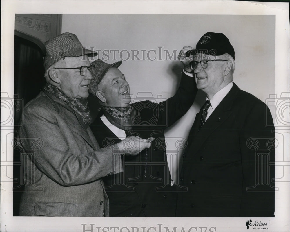 1956 Press Photo O'Shaughnessy, William R Daly & Guy Brown - cvp78742- Historic Images