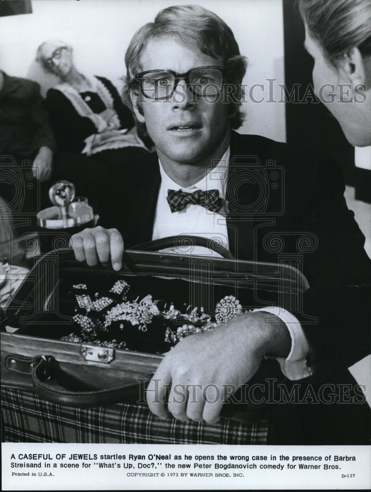 1973 Press Photo Ryan O&#39;Neal in What&#39;s Up Doc? - cvp79161