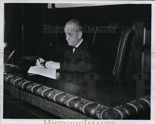 1958 Press Photo Walter B. Wanamaker of Akron, Ohio. - cvp81429- Historic Images