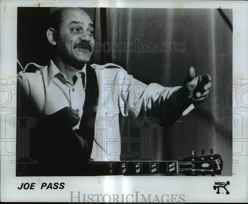1979 Press Photo Joe Pass - cvp82915- Historic Images