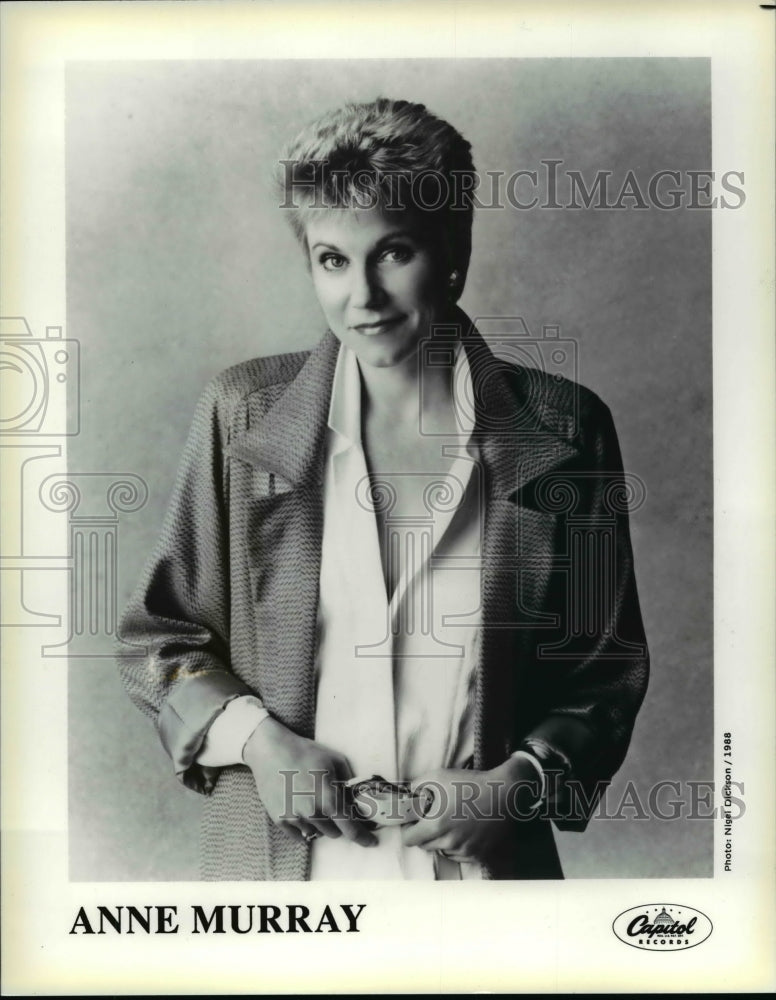 1989 Press Photo Canadian singer Anne Murray - cvp83266- Historic Images
